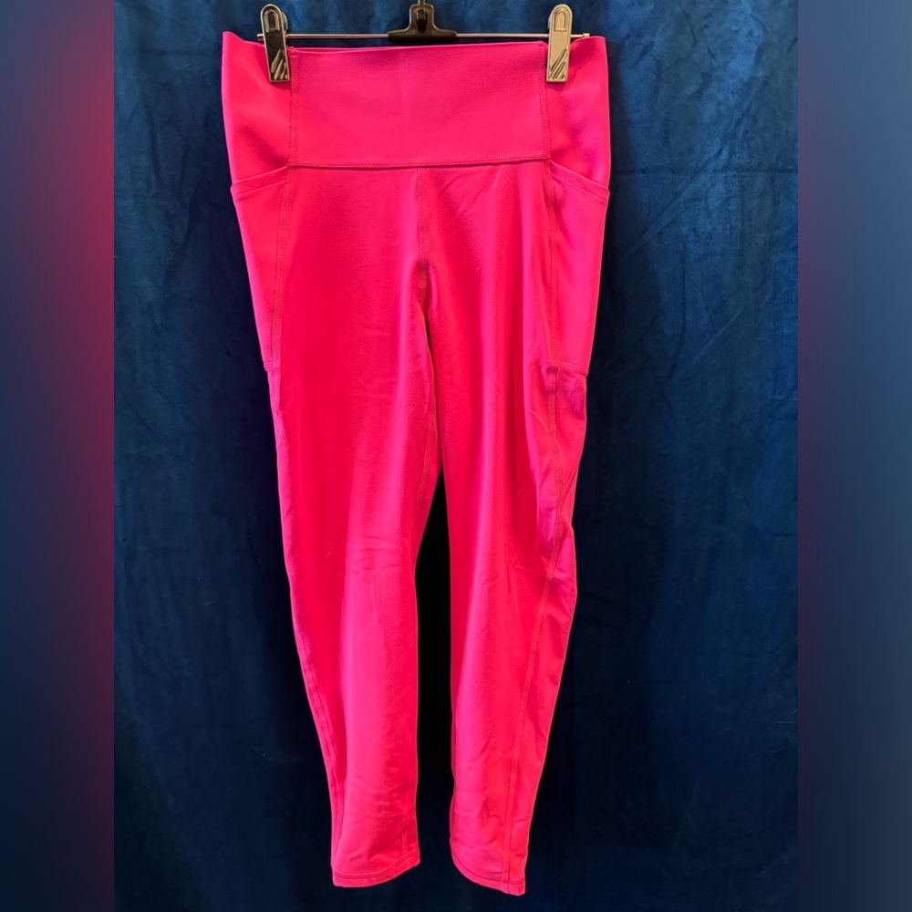 Gap Fit leggings with pockets